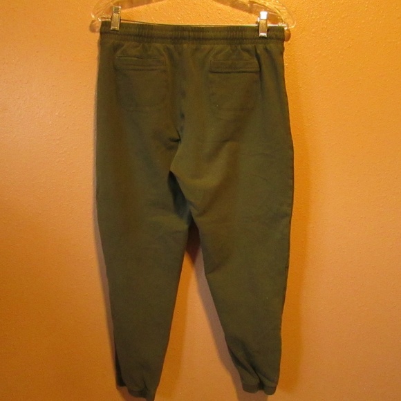 Avia Olive Ankle Pants - Picture 4 of 4